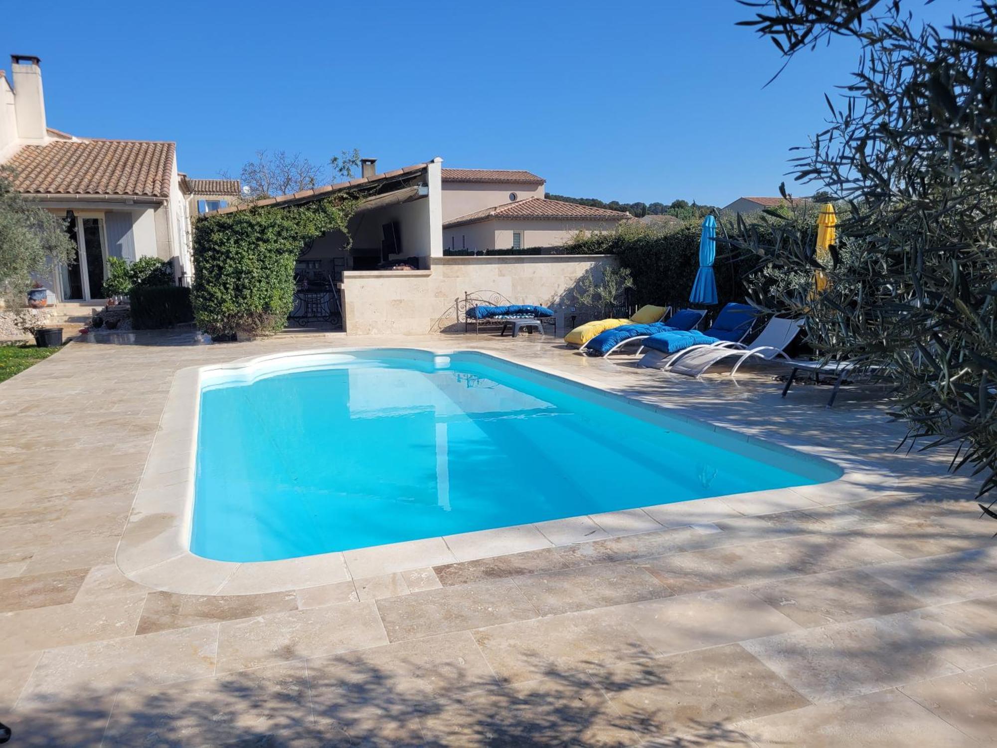 Maisonnette Avec Piscine La Picholine Châteaurenard Exterior foto